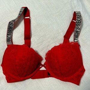 Victoria’s Secret Bombshell Bra